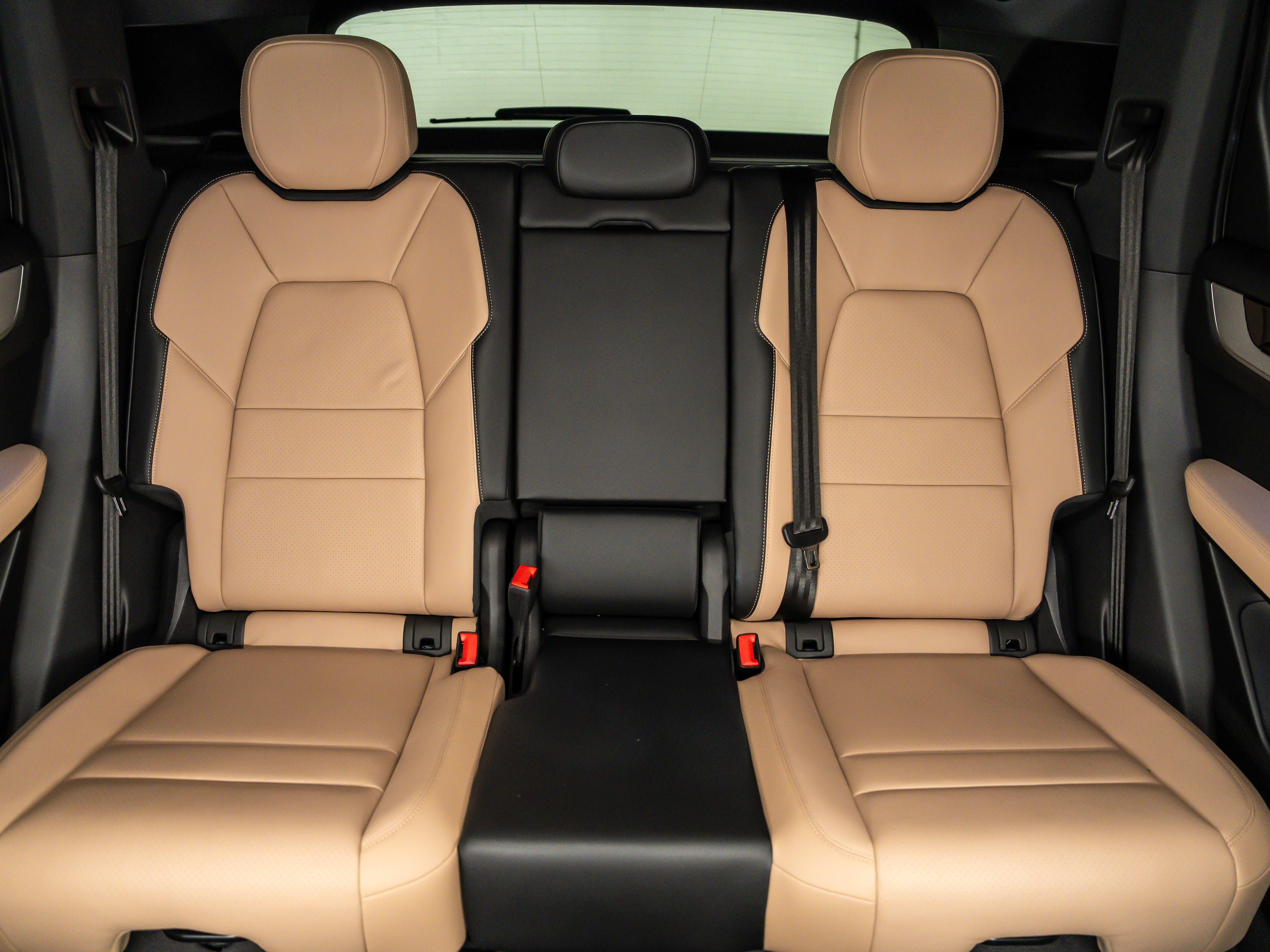 2025 Porsche Cayenne Base