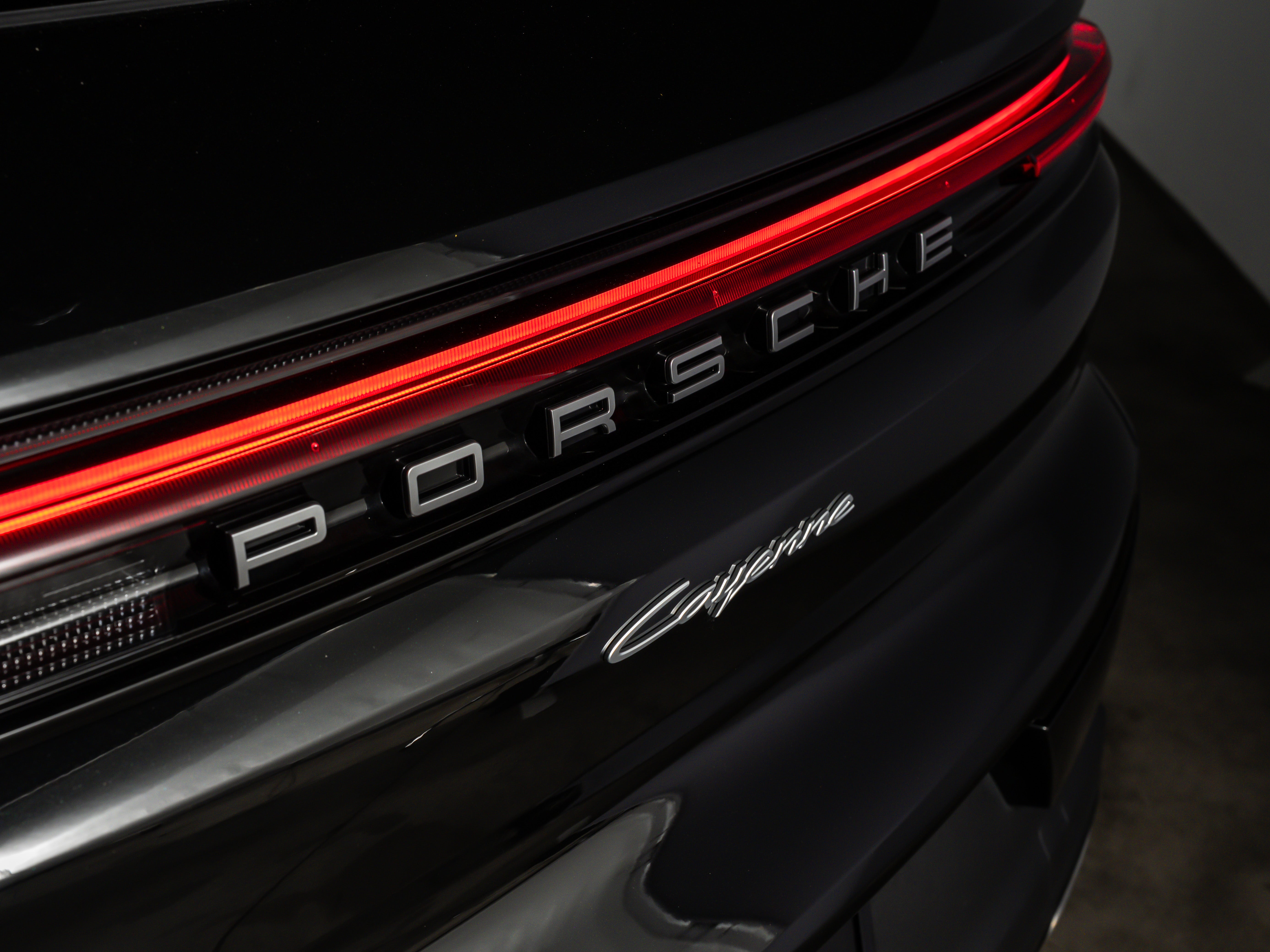 2025 Porsche Cayenne Base