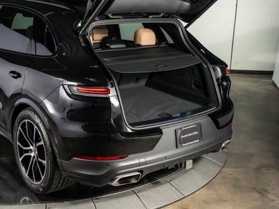 2025 Porsche Cayenne Base