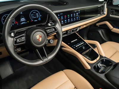 2025 Porsche Cayenne Base