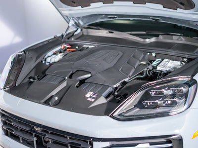 2026 Porsche Cayenne Base