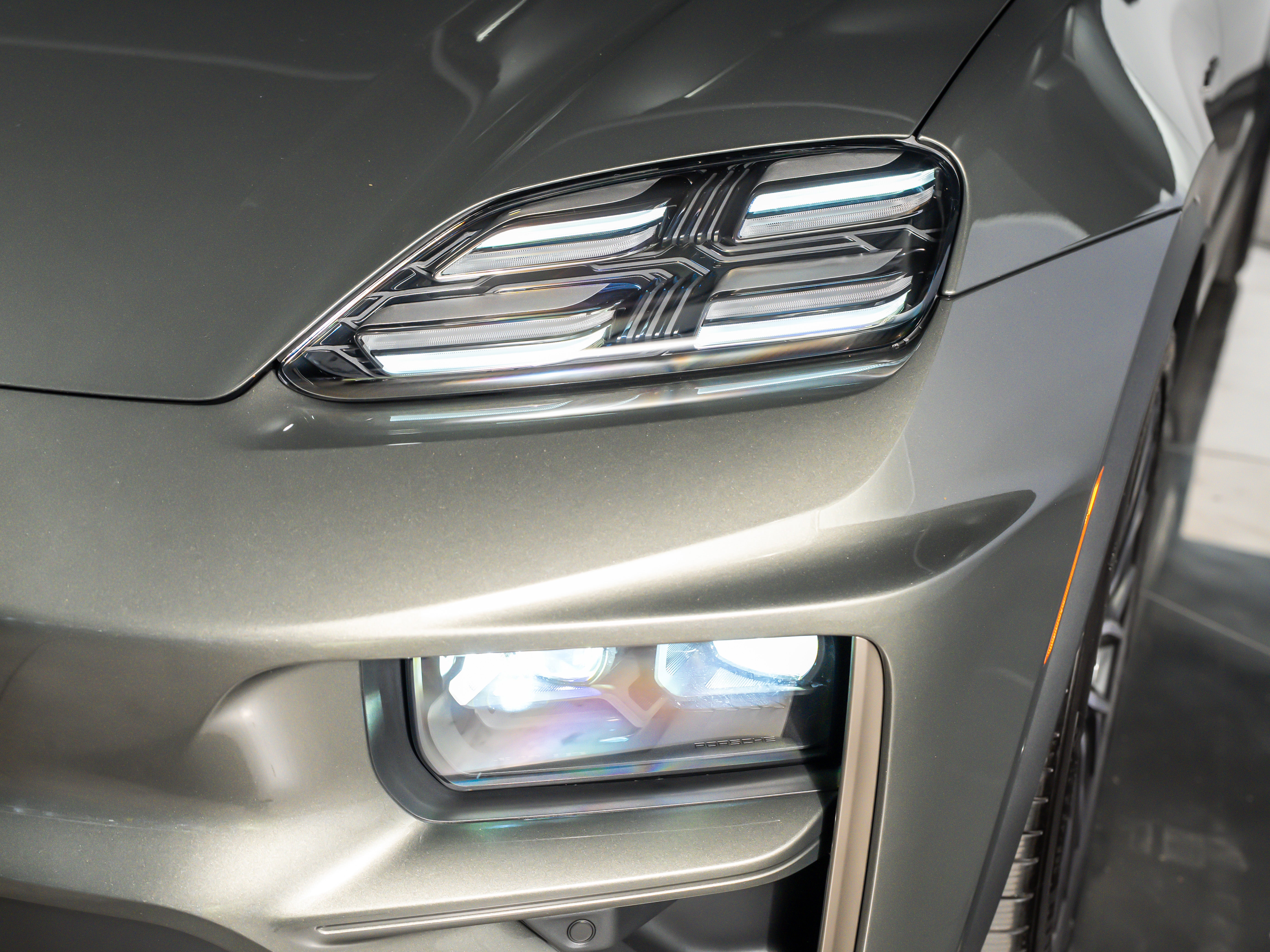 2026 Porsche Macan Ev Turbo