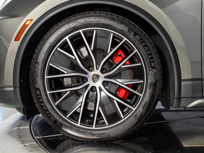 2026 Porsche Macan Ev Turbo