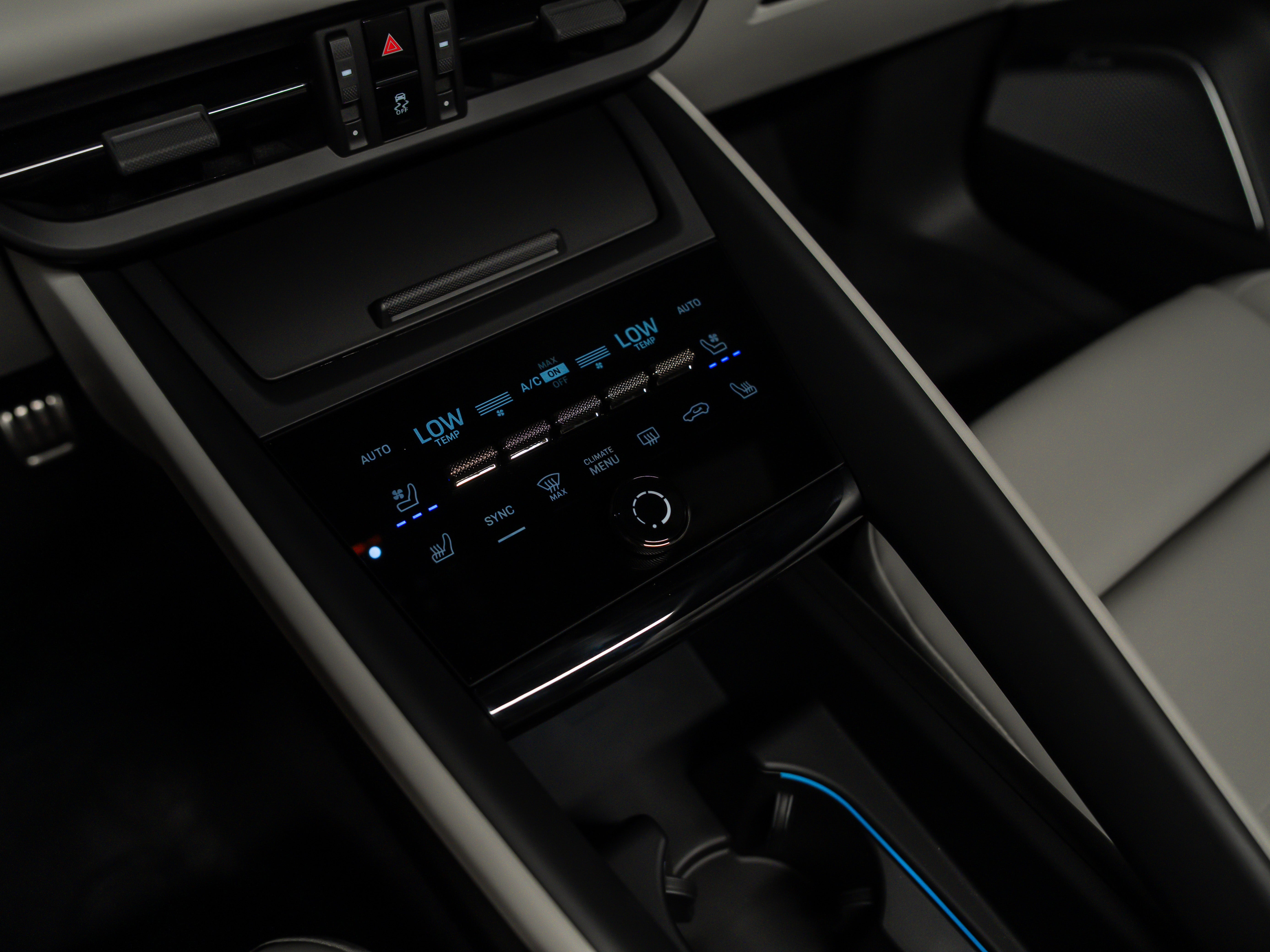 2026 Porsche Macan Ev Turbo