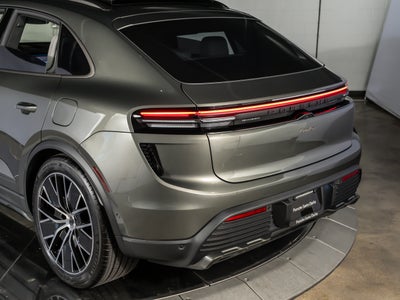 2026 Porsche Macan Ev Turbo