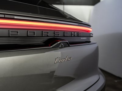 2026 Porsche Macan Ev Turbo