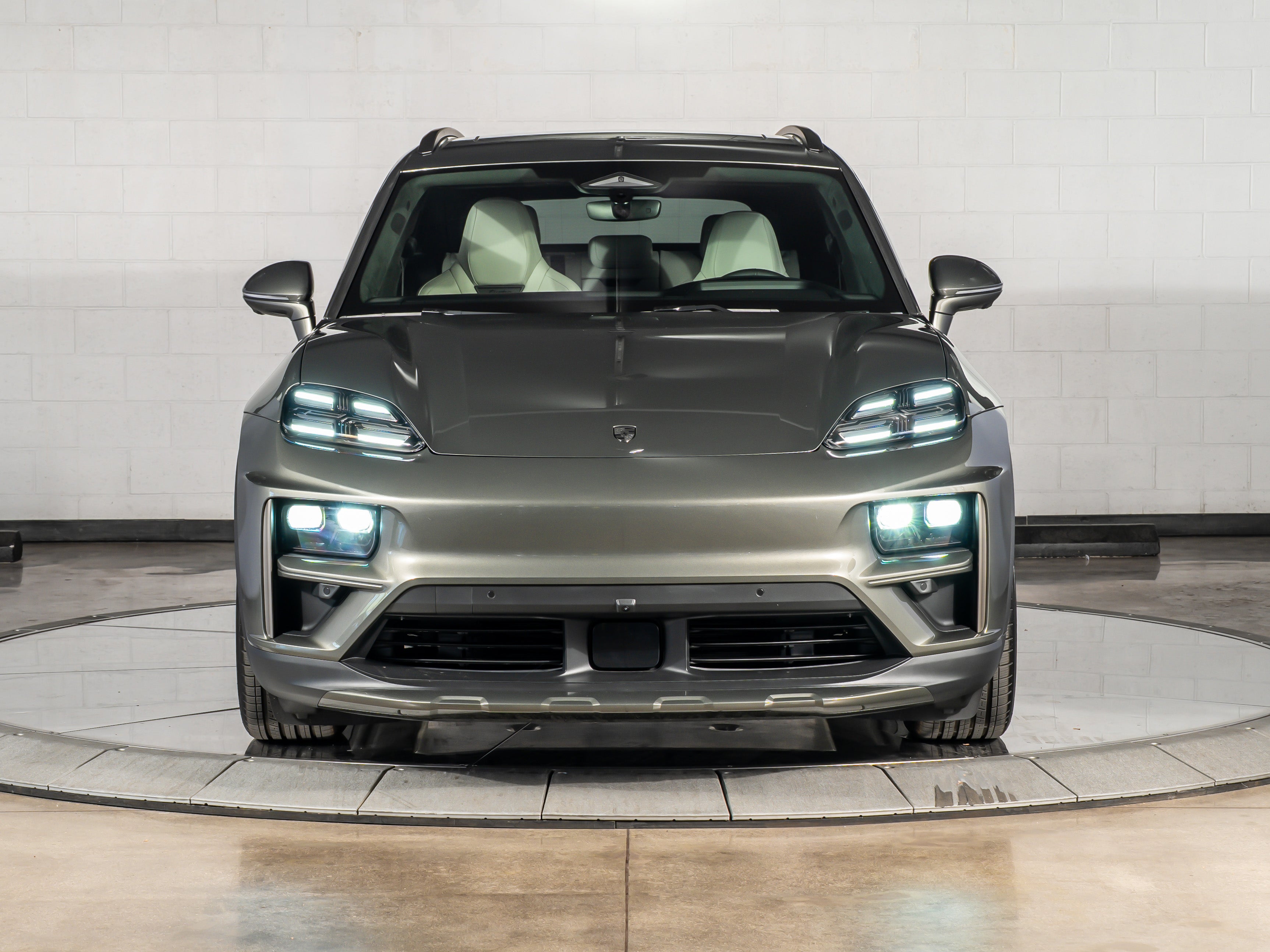 2026 Porsche Macan Ev Turbo