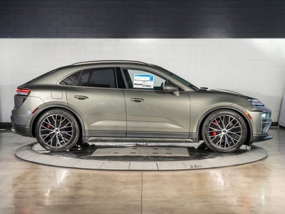 2026 Porsche Macan Ev Turbo