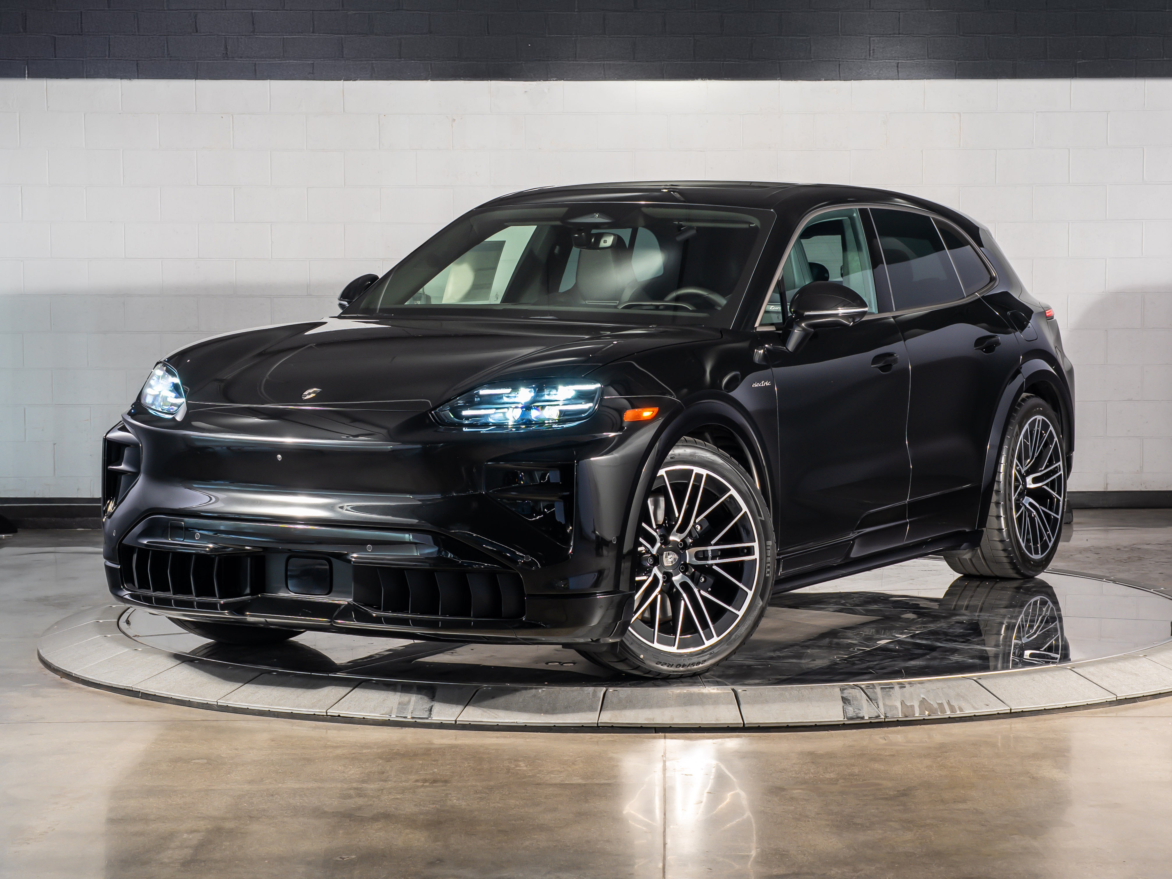 2026 Porsche Cayenne Ev Turbo