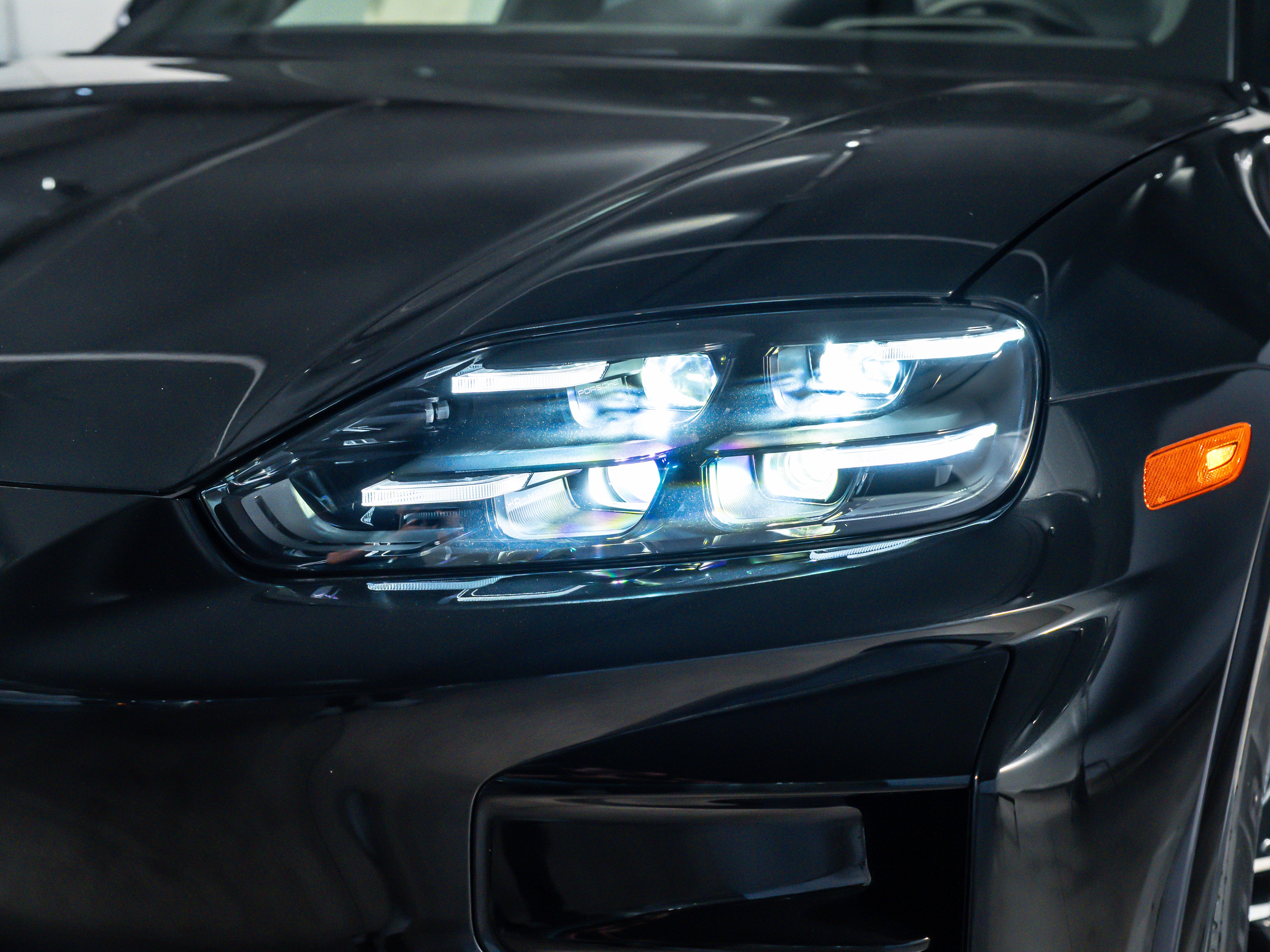 2026 Porsche Cayenne Ev Turbo