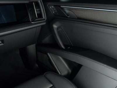 2026 Porsche Cayenne Ev Turbo