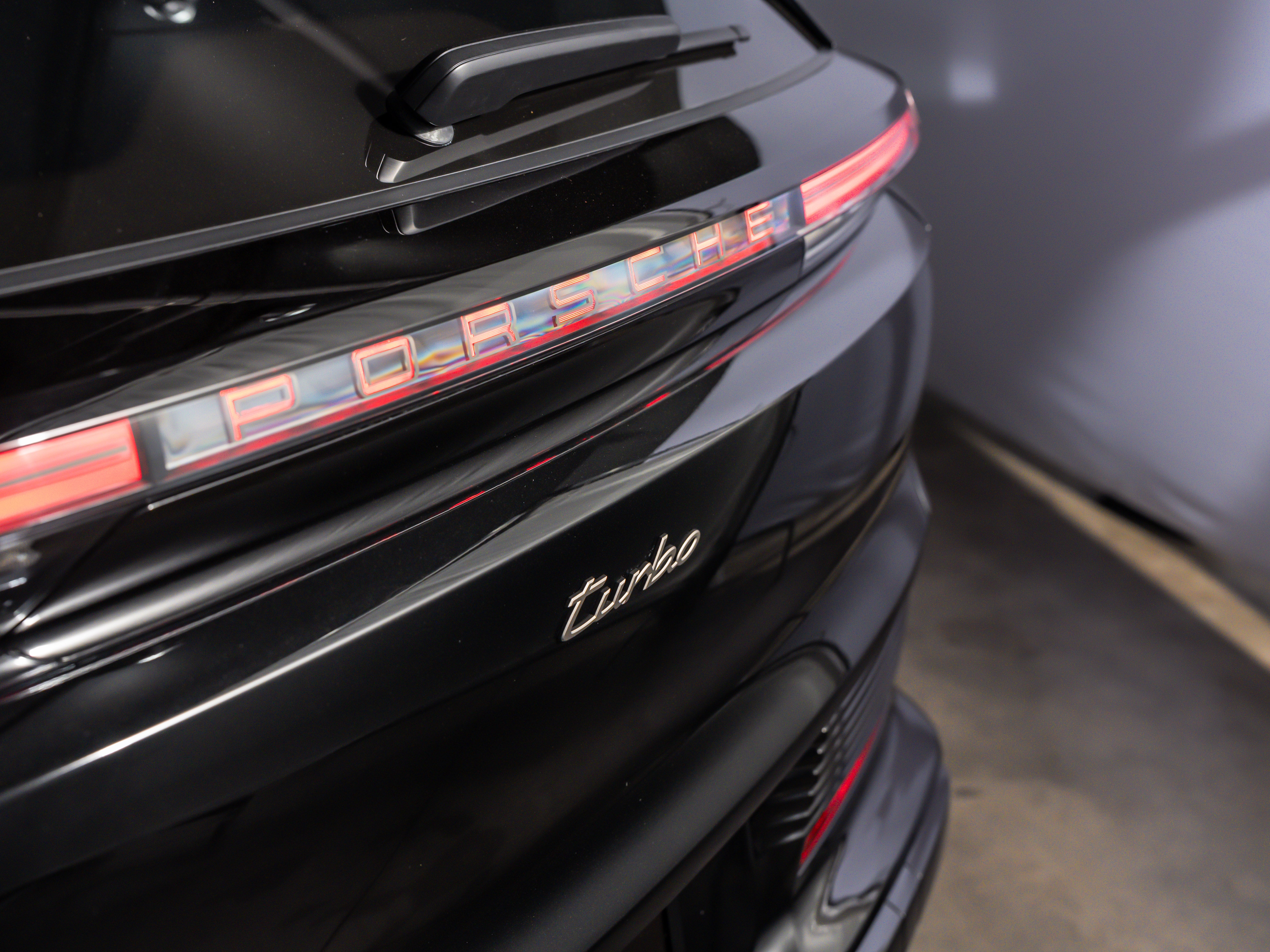 2026 Porsche Cayenne Ev Turbo