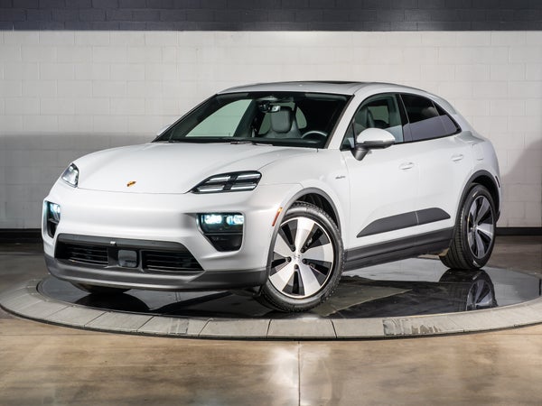 2026 Porsche Macan Electric Base