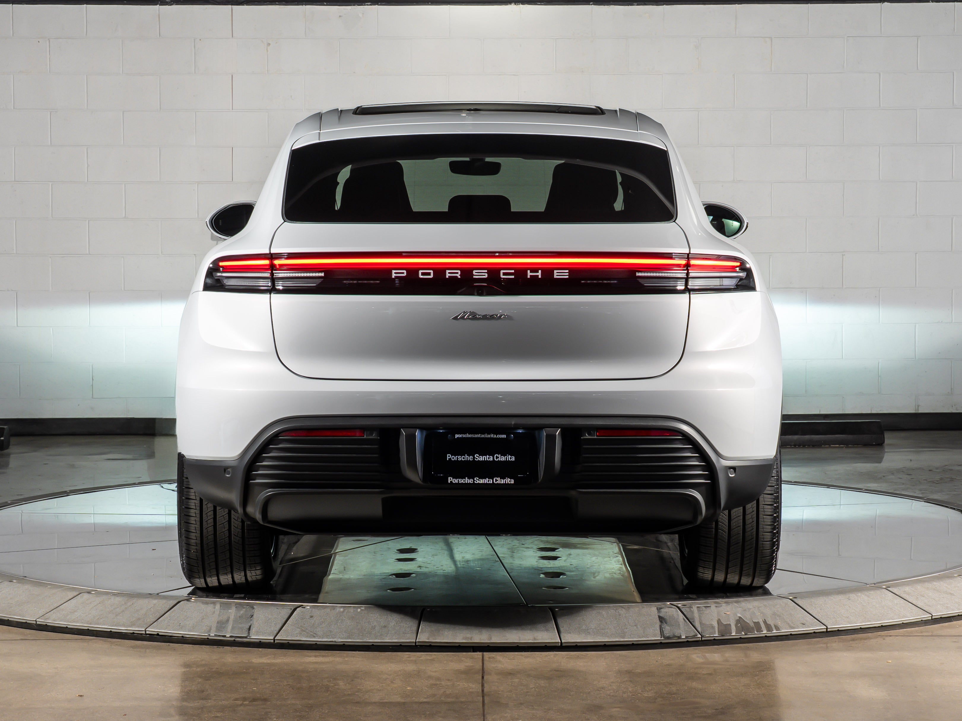 2026 Porsche Macan Electric Base