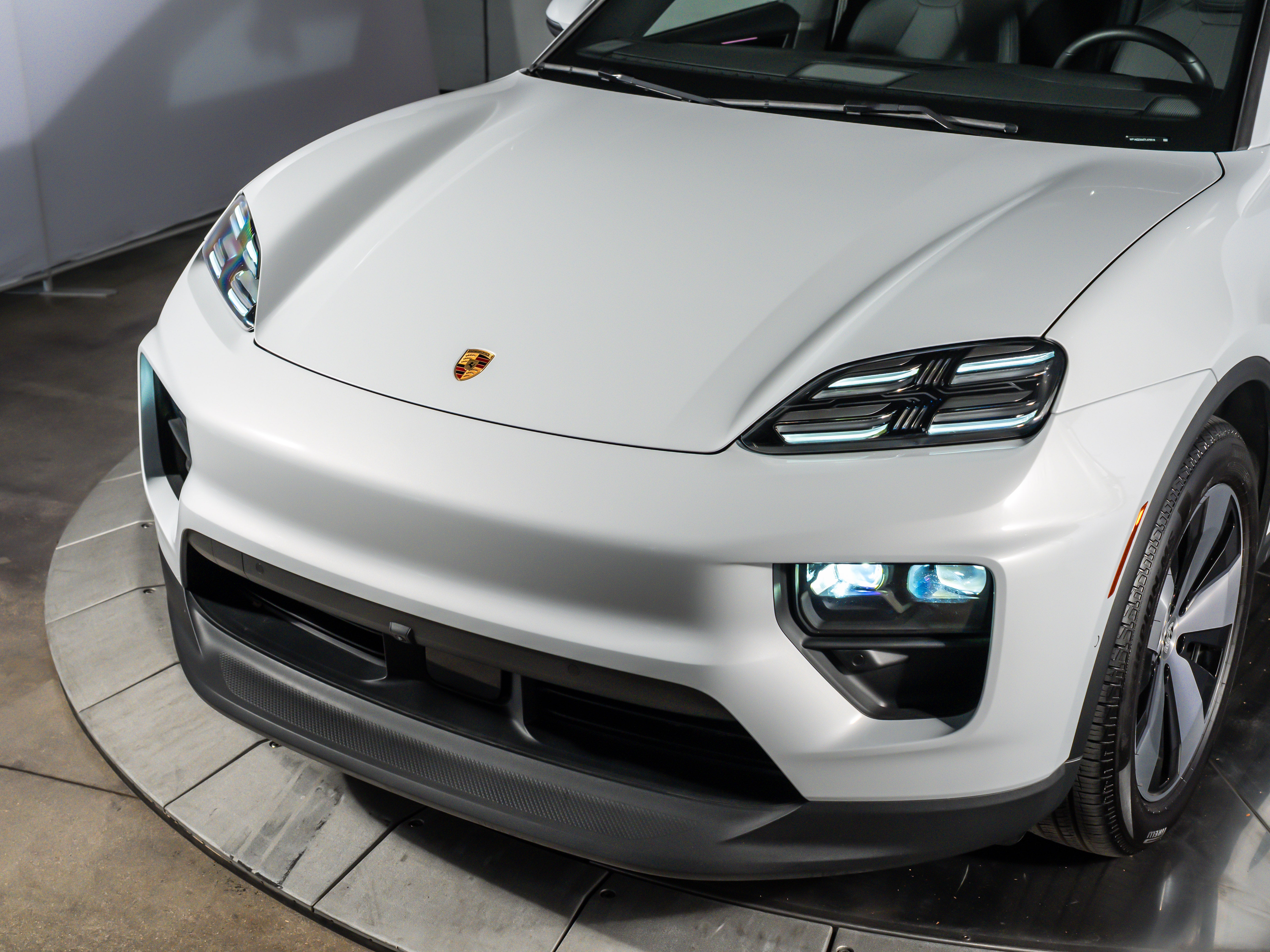 2026 Porsche Macan Electric Base