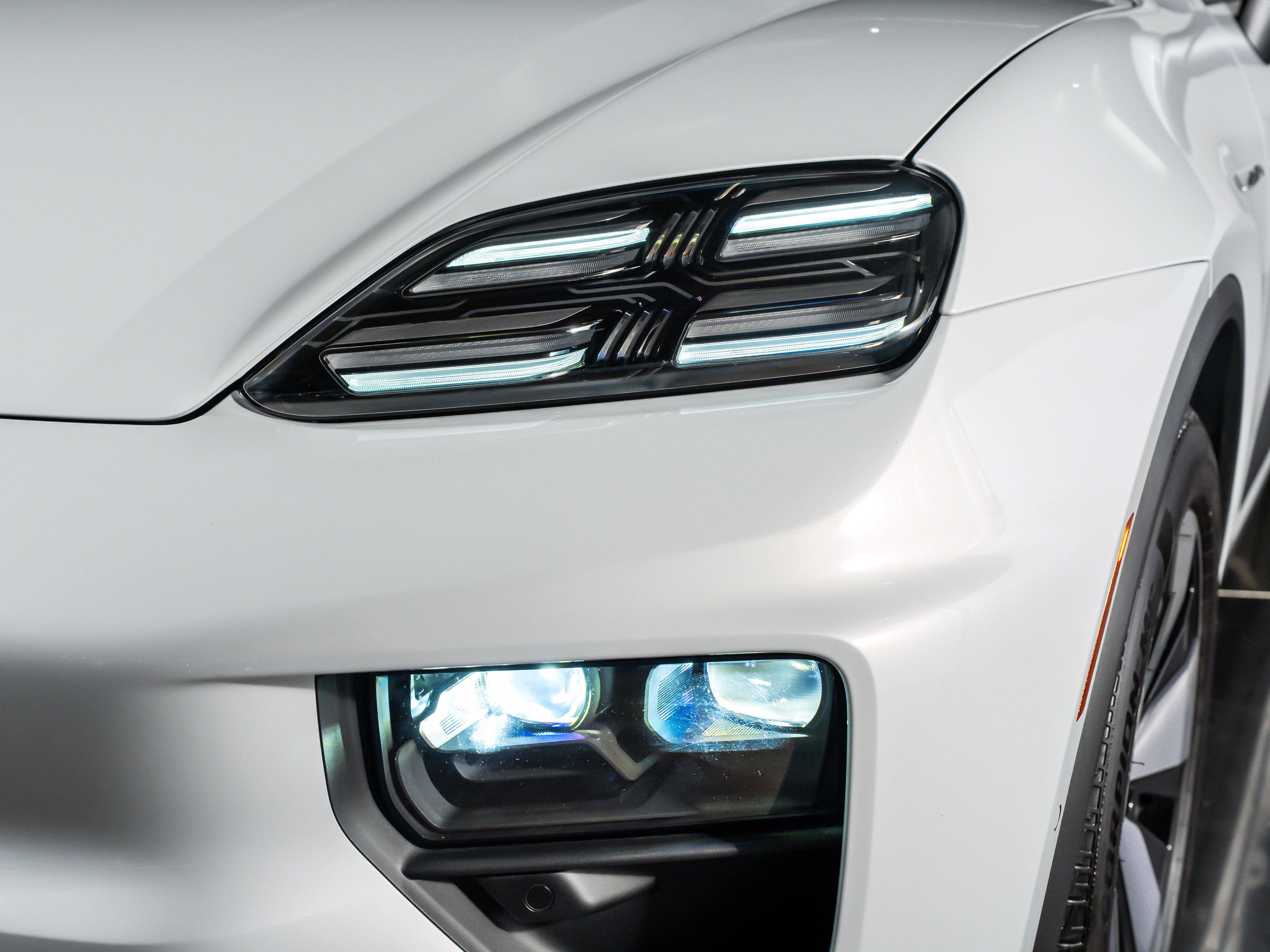 2026 Porsche Macan Electric Base