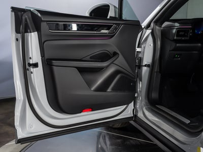 2026 Porsche Macan Electric Base