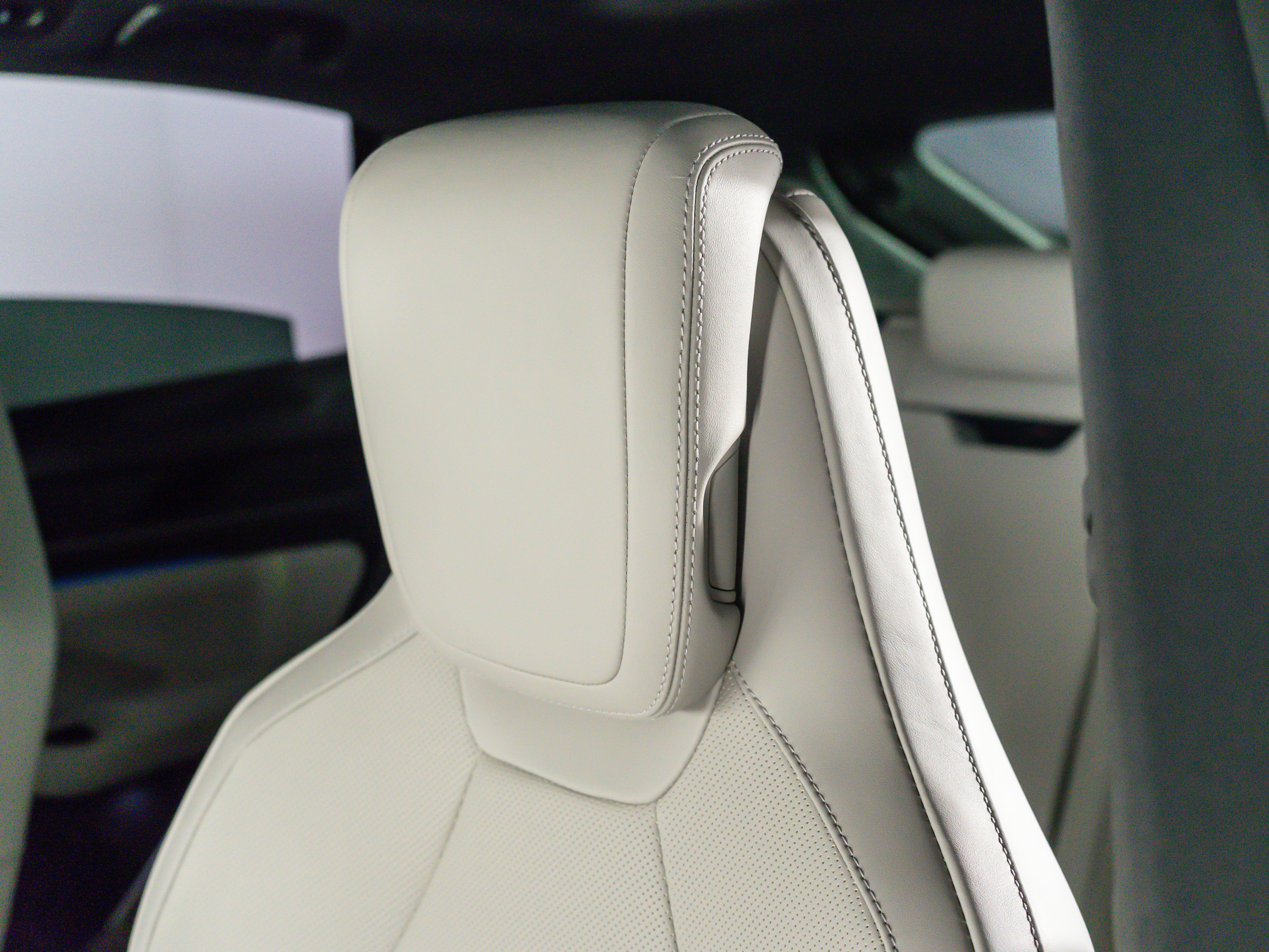 2026 Porsche Macan Electric EV
