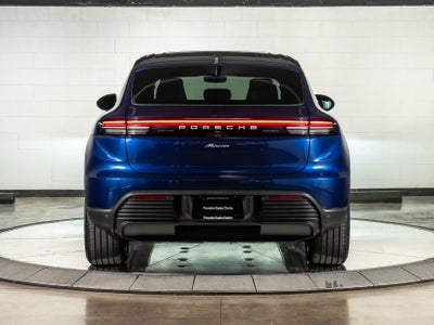 2026 Porsche Macan Ev Base