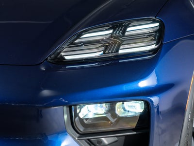 2026 Porsche Macan Ev Base