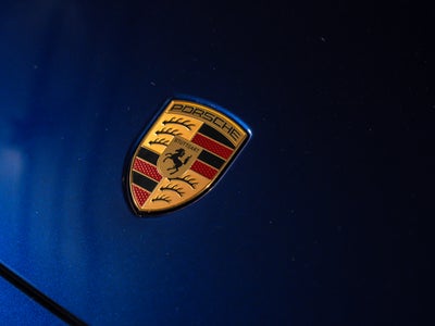 2026 Porsche Macan Ev Base