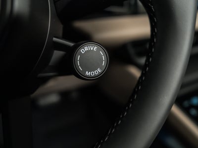 2026 Porsche Macan Ev Base