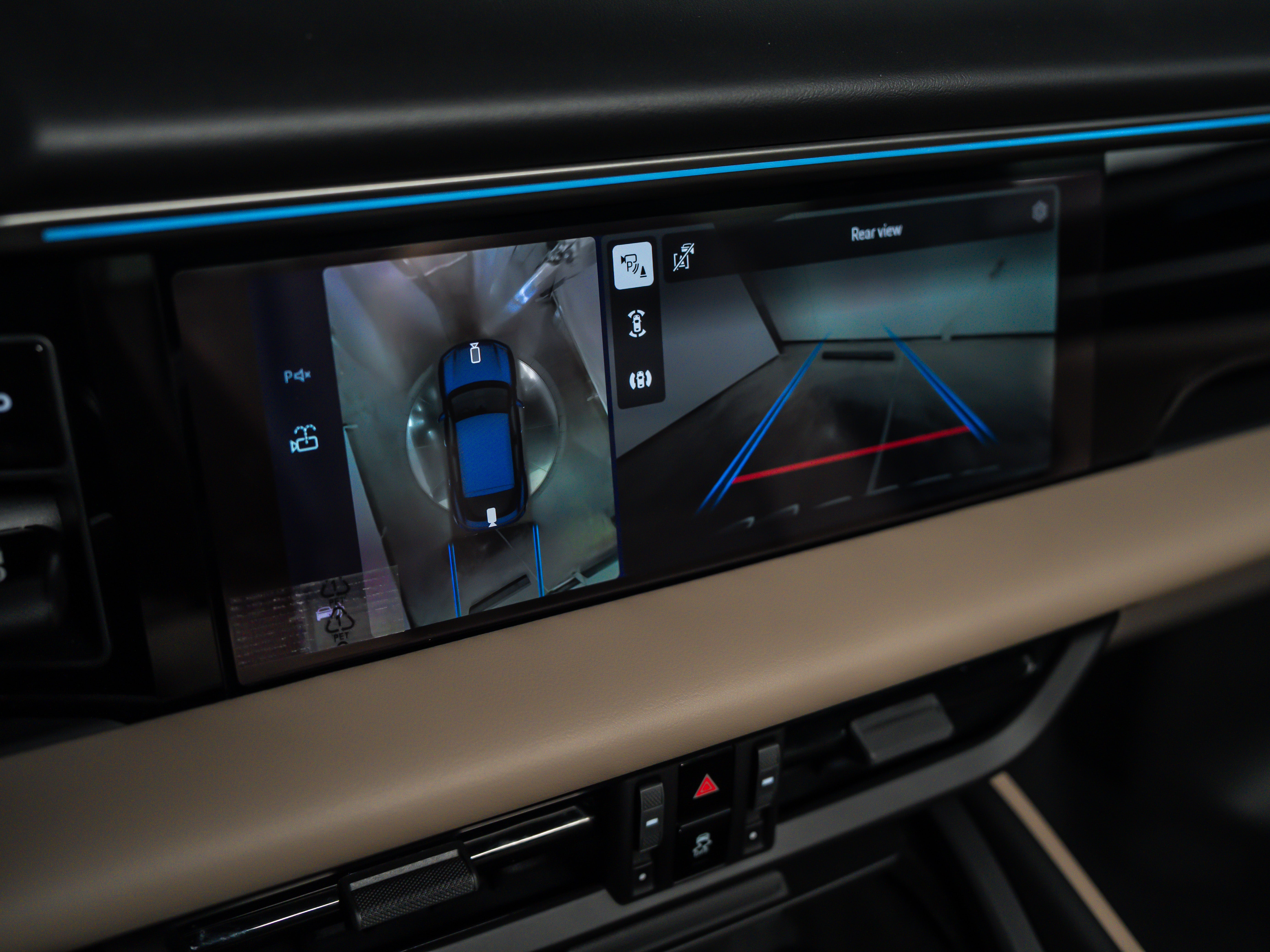 2026 Porsche Macan Ev Base