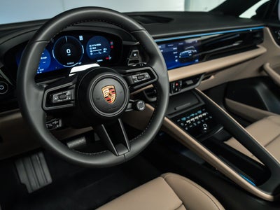 2026 Porsche Macan Ev Base