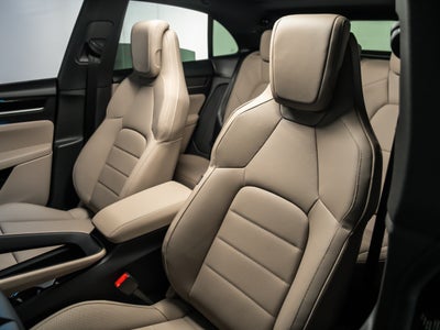 2026 Porsche Macan Ev Base