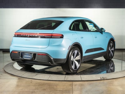2026 Porsche Macan Base