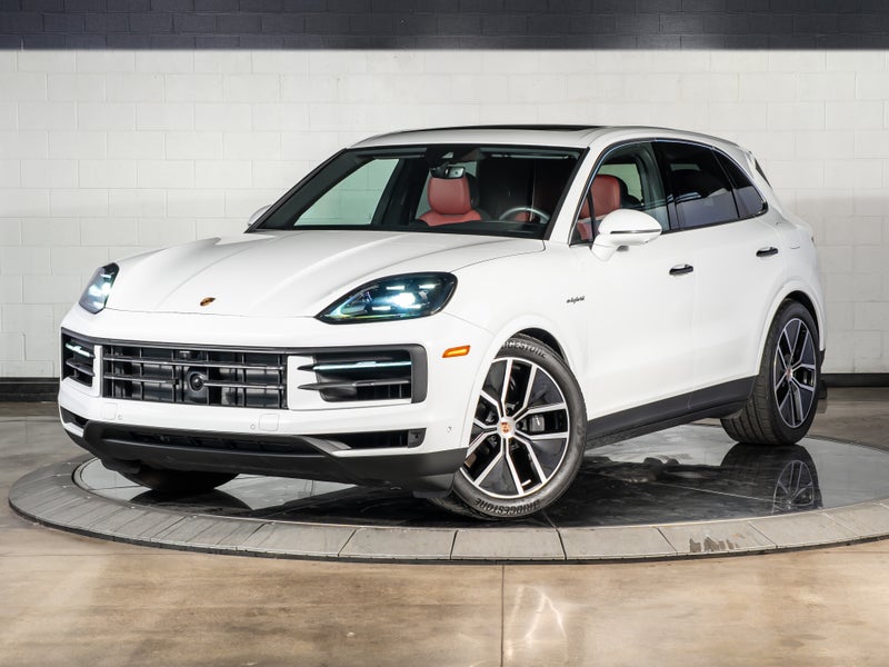 2026 Porsche Cayenne E-Hybrid E-Hybrid, exterior photo from the dealer listing