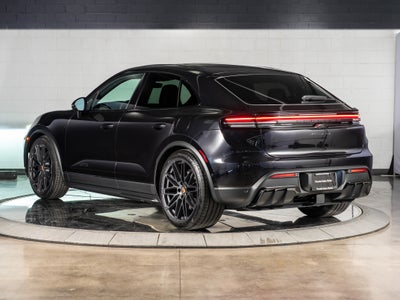 2026 Porsche Macan GTS