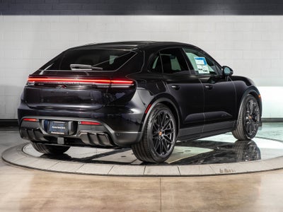 2026 Porsche Macan GTS