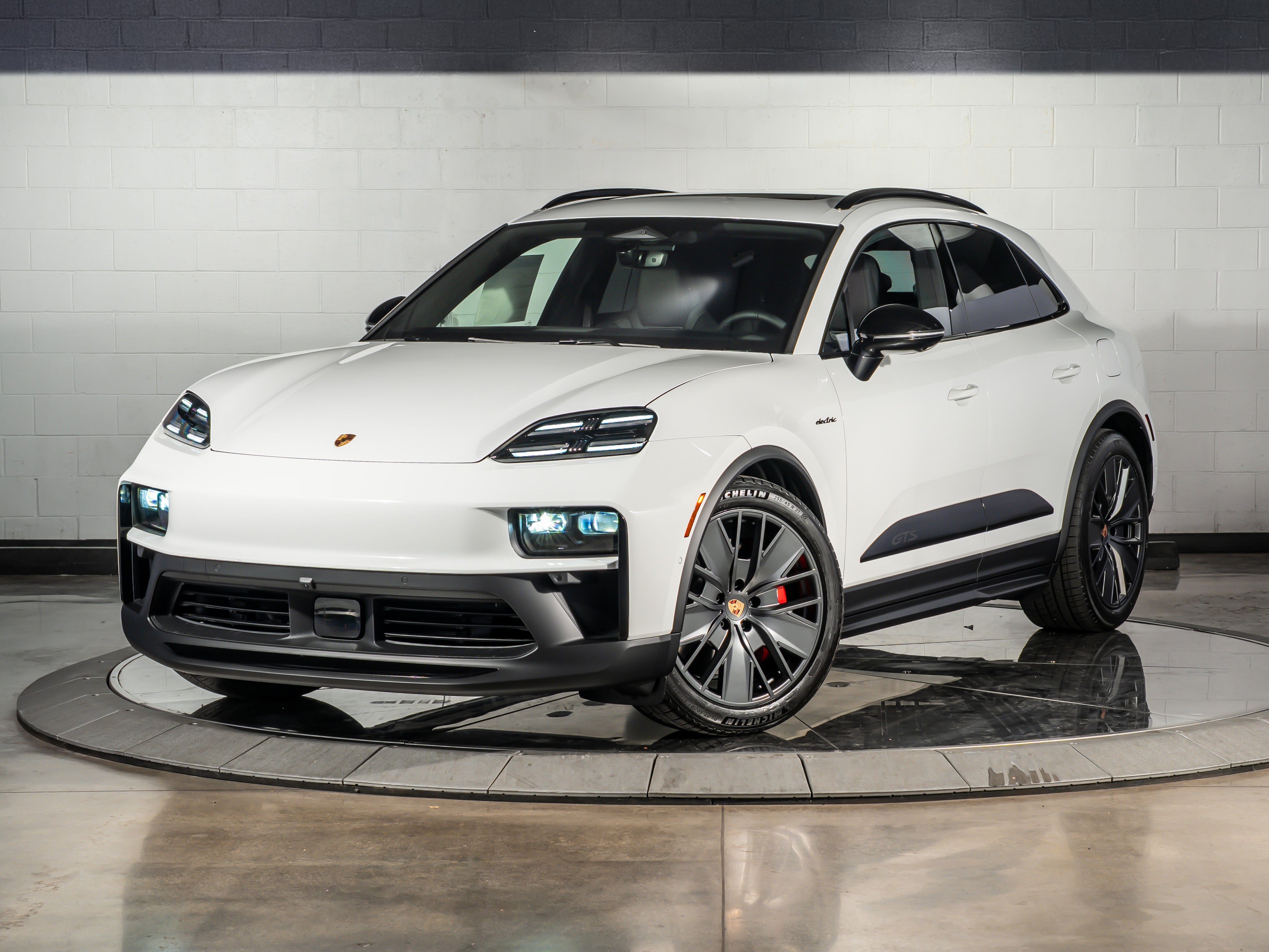 2026 Porsche Macan GTS