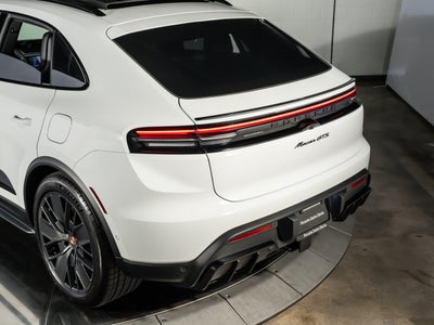 2026 Porsche Macan GTS