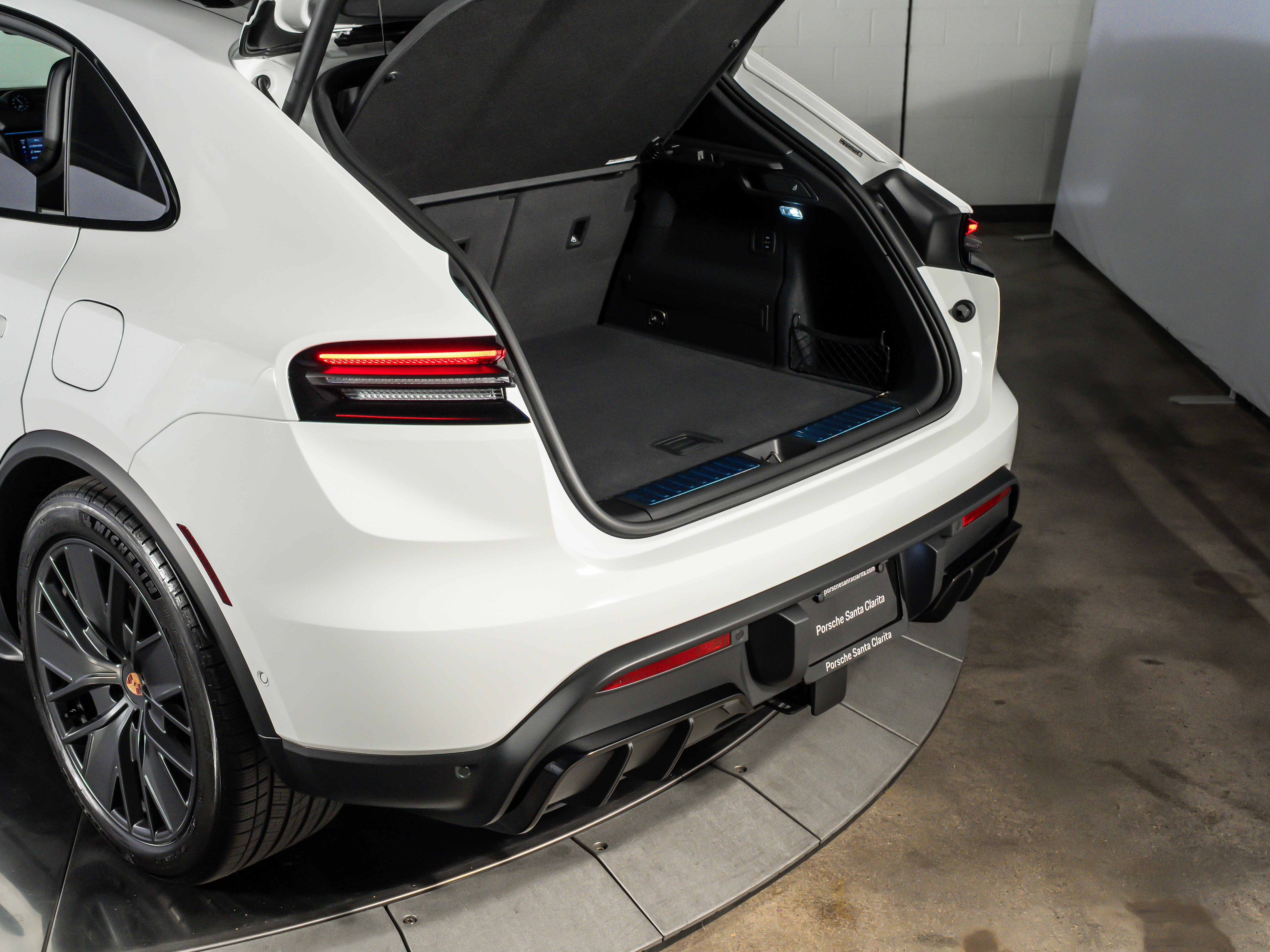 2026 Porsche Macan GTS