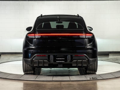 2026 Porsche Macan Ev GTS