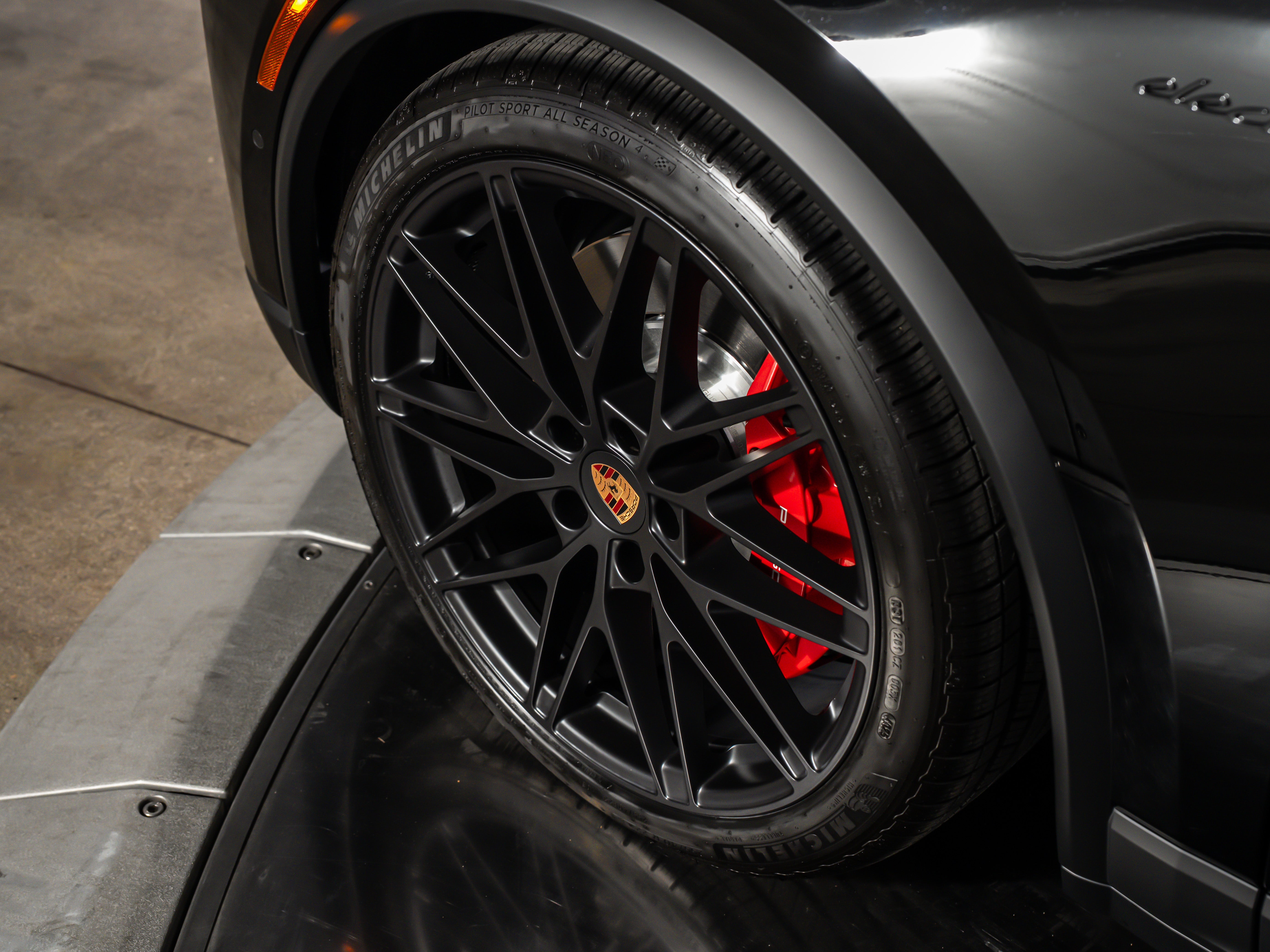 2026 Porsche Macan Ev GTS