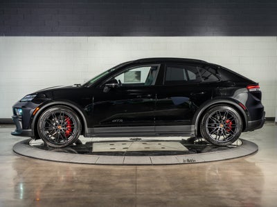 2026 Porsche Macan Ev GTS