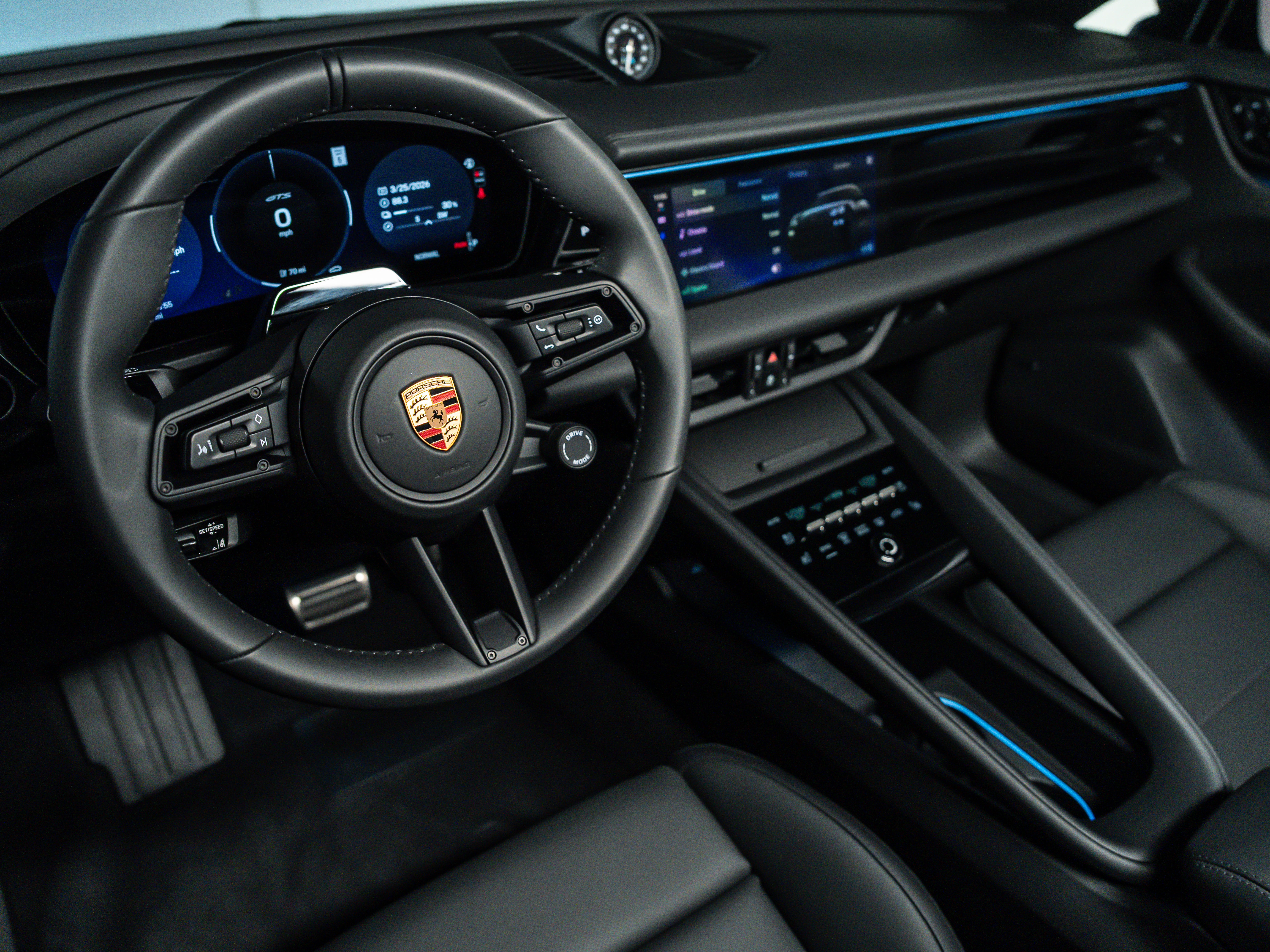 2026 Porsche Macan Ev GTS