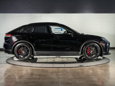 2026 Porsche Macan Ev GTS