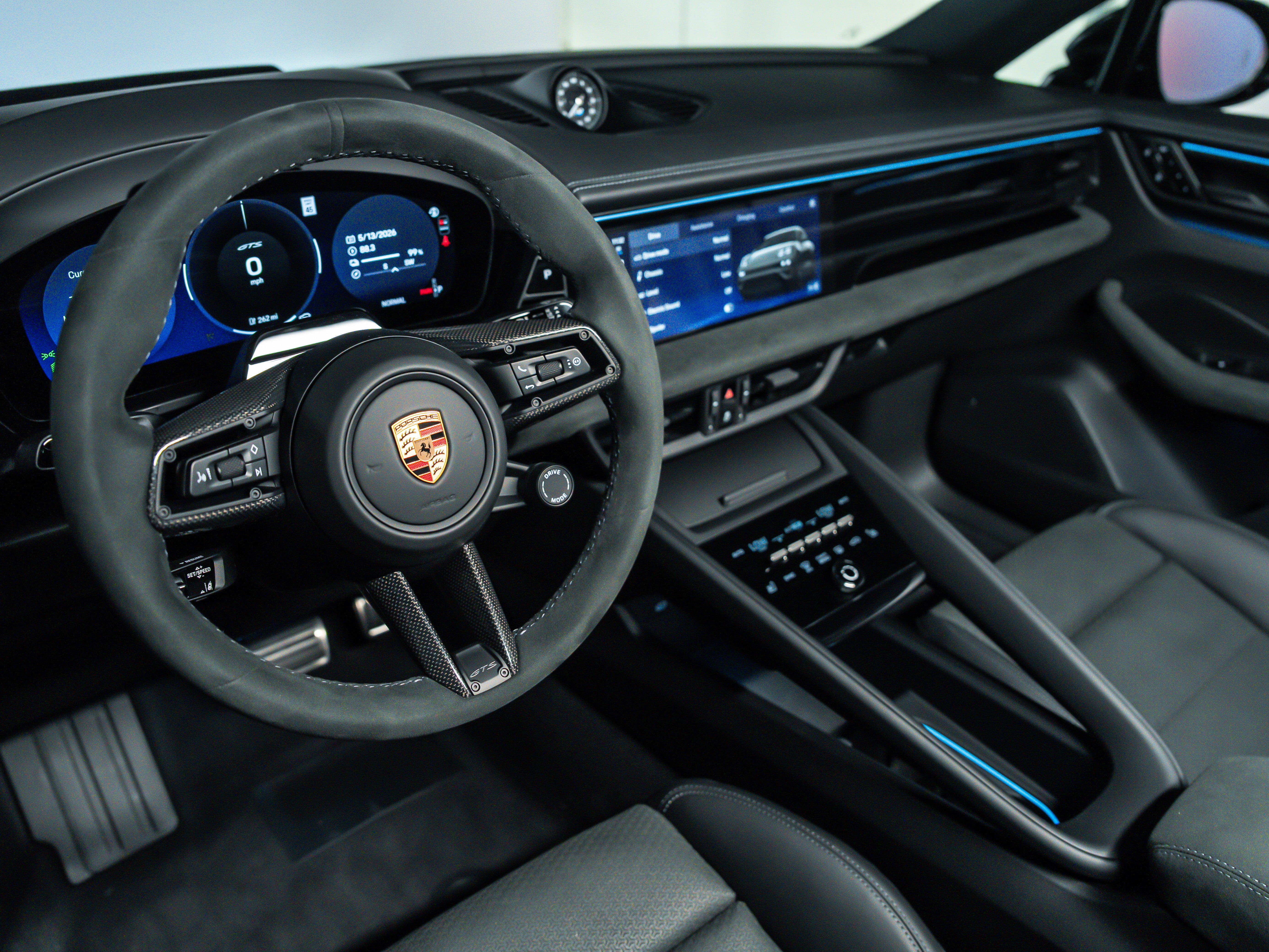 2026 Porsche Macan Ev GTS