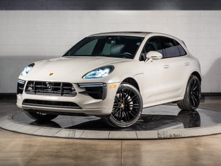 2020 Porsche Macan Turbo