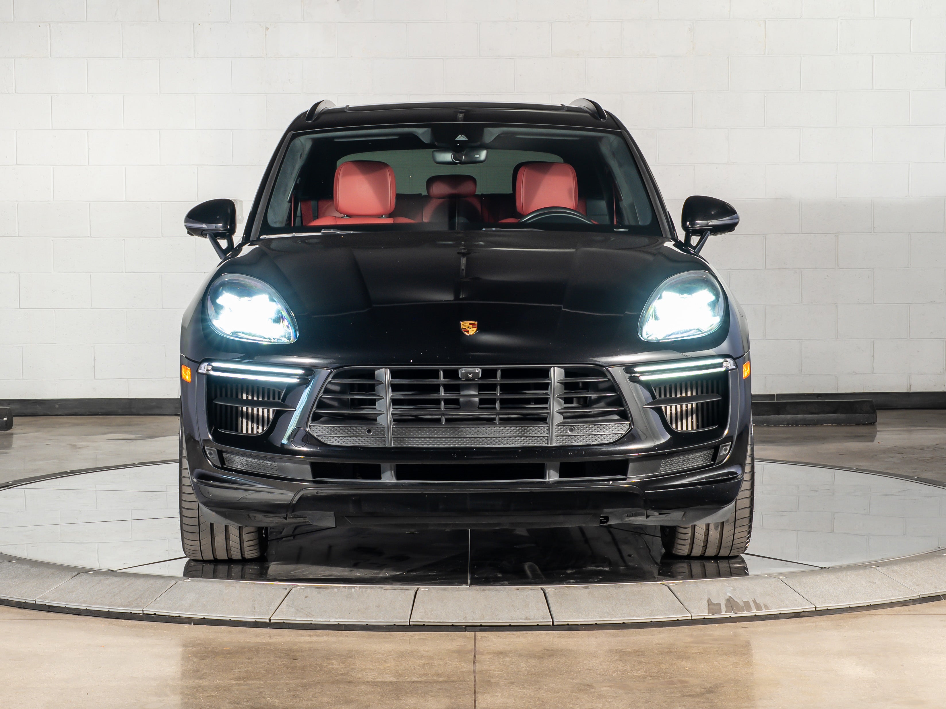 2021 Porsche Macan Turbo