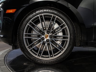 2021 Porsche Macan Turbo