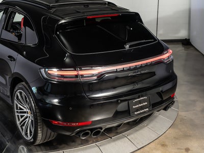 2021 Porsche Macan Turbo