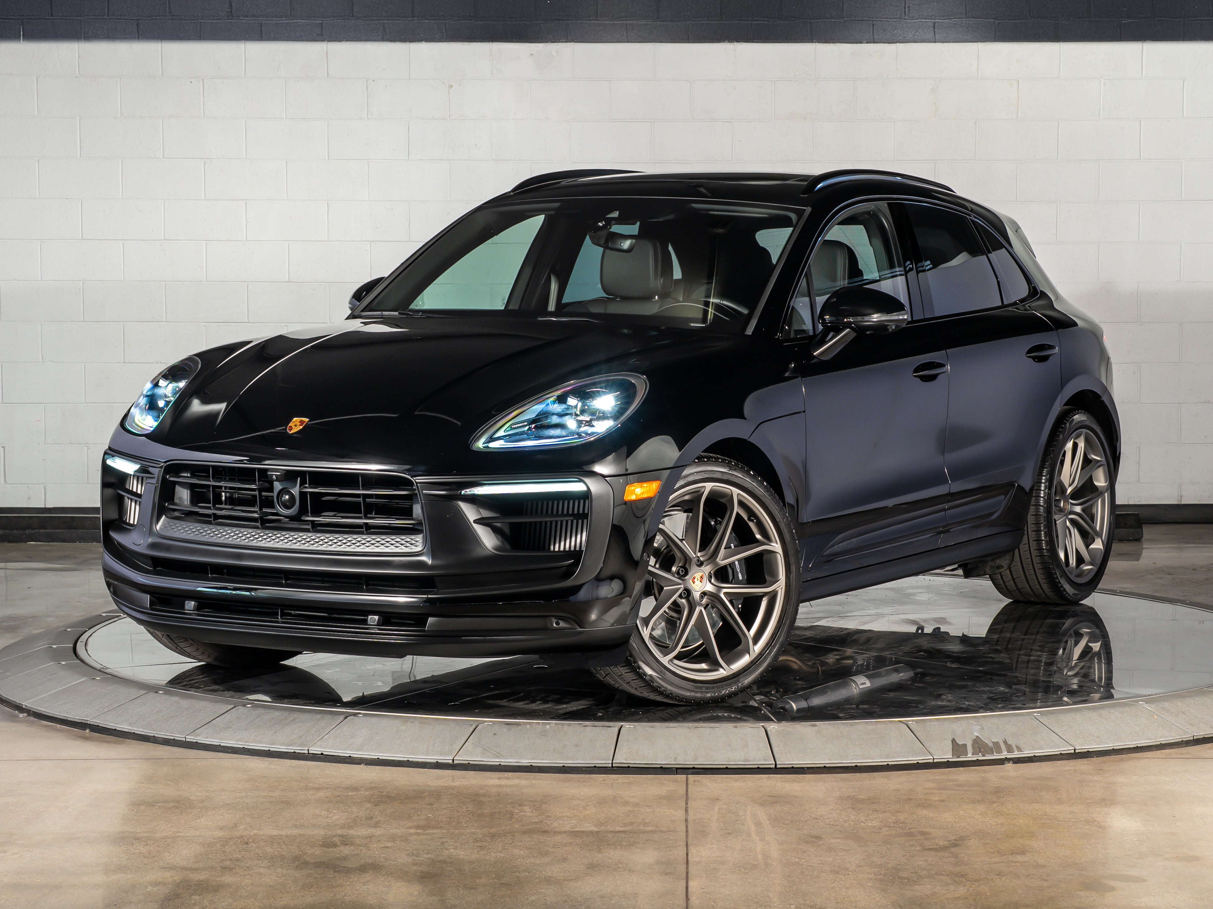 2025 Porsche Macan GTS
