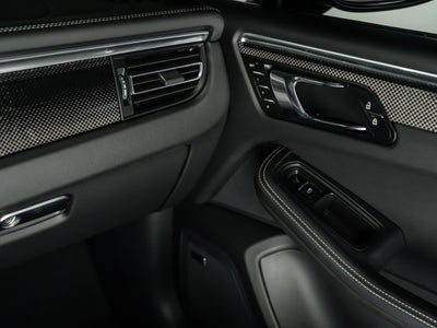 2025 Porsche Macan GTS