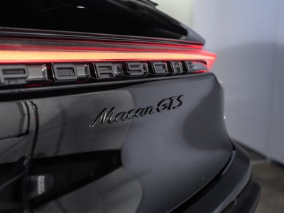 2025 Porsche Macan GTS
