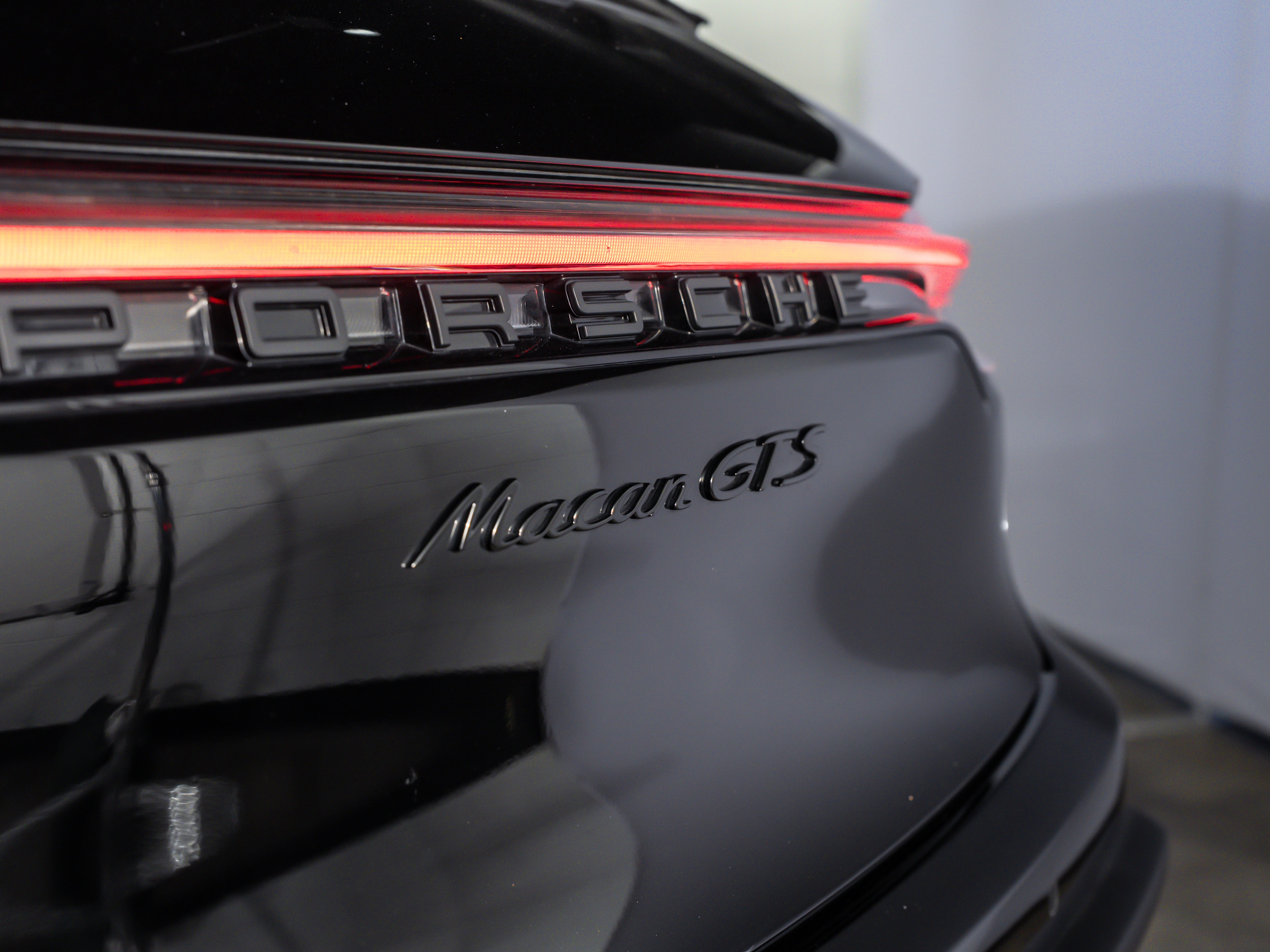 2025 Porsche Macan GTS